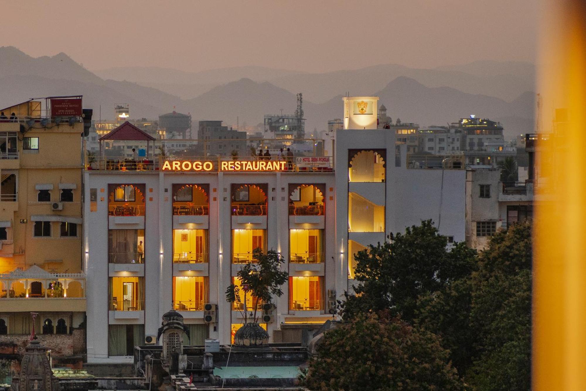 Dera Pichola- A Lake Facing Boutique Hotel Udaipur Extérieur photo