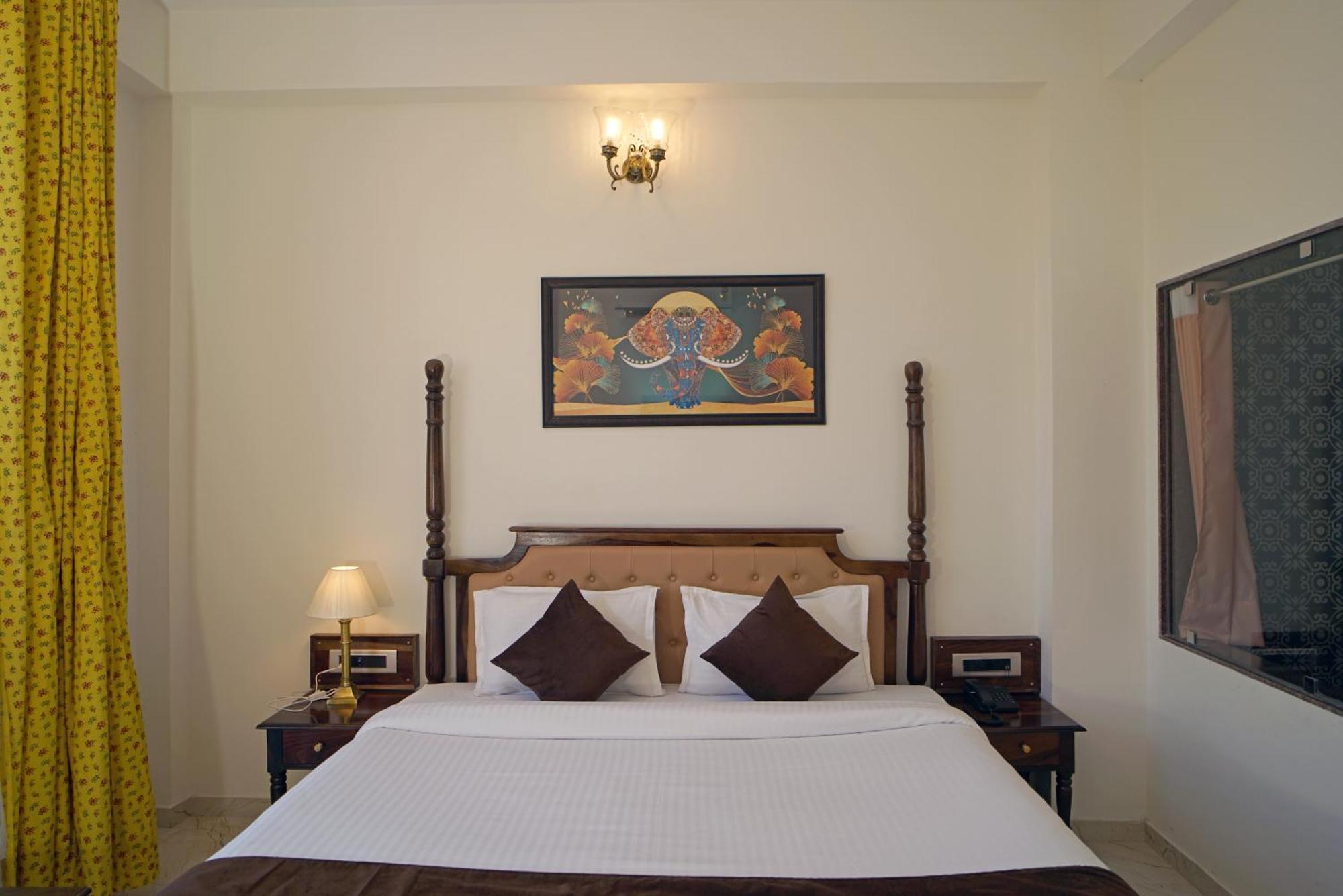 Dera Pichola- A Lake Facing Boutique Hotel Udaipur Extérieur photo