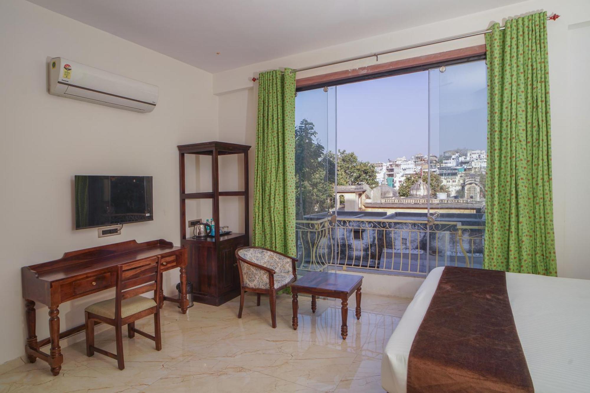 Dera Pichola- A Lake Facing Boutique Hotel Udaipur Extérieur photo